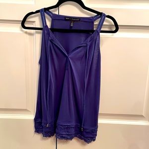 White House black market tank